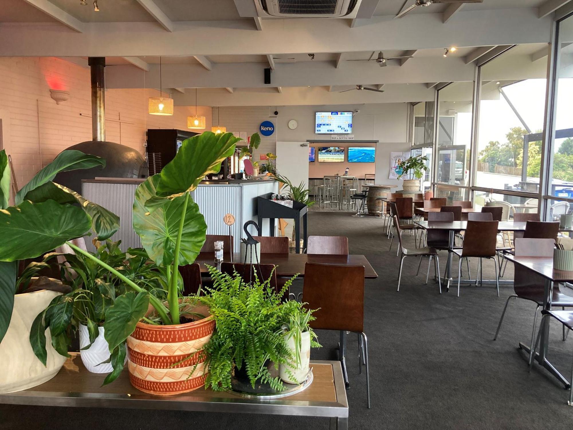 Bridport Bay Inn Ngoại thất bức ảnh